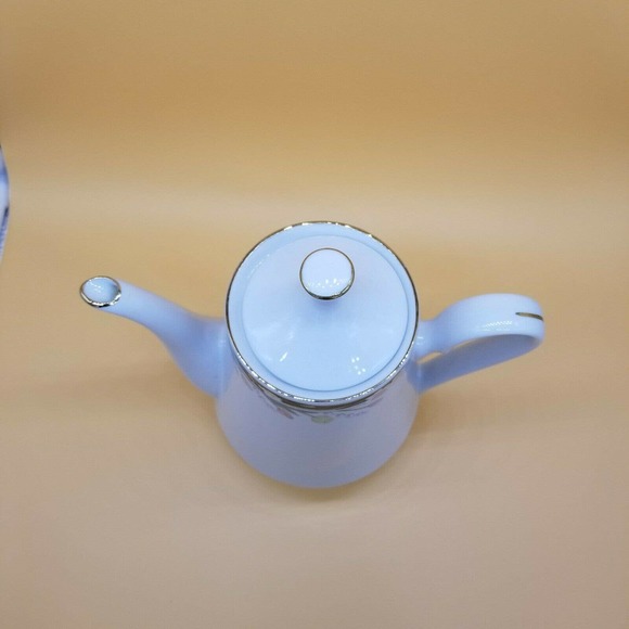 Crown Ming Michelle Teapot Tea Pot daffodils tulip - Picture 6 of 12